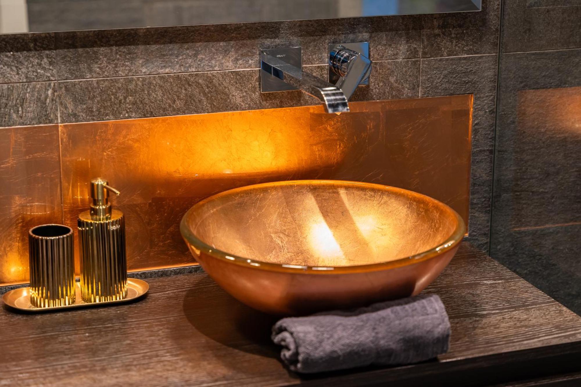 Premium Suites Vienna - Sterngasse ภายนอก รูปภาพ